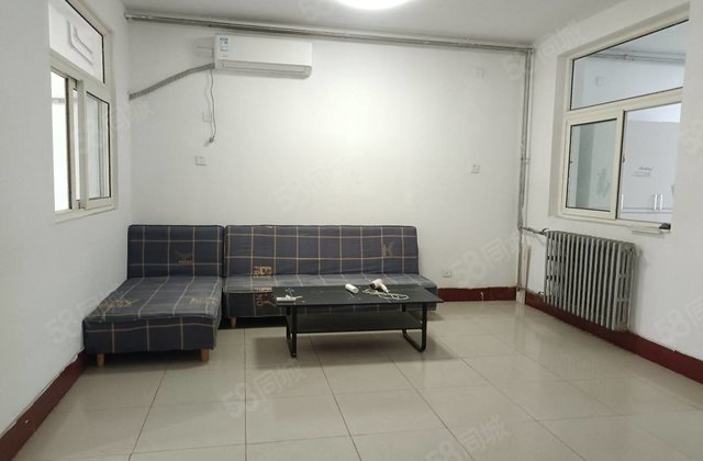 新纺苑小区 出行方便 装修好 近医院 商品住宅 高楼层视野好