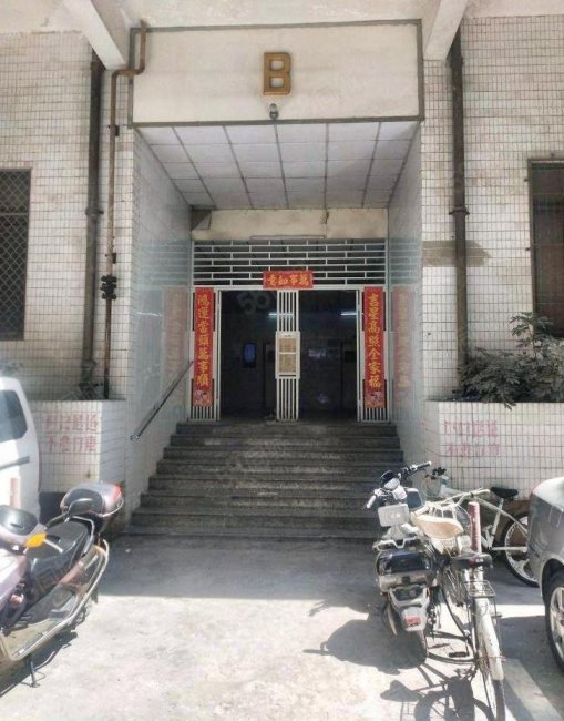 电梯南向望海景 全新装修 配智能马桶,金龙大厦-汕头58同城