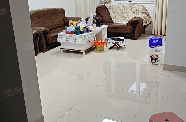 阳光城次新小区南向采光好带电梯 板楼!