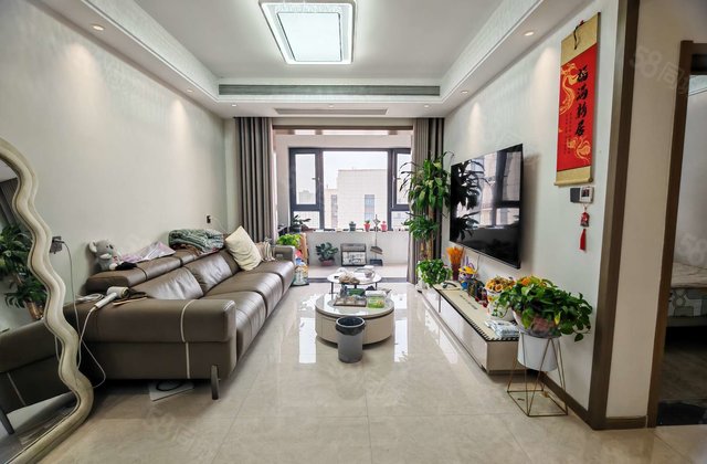 实验，妇幼，鸿顺花园，金柱绿城城市之尊精装修三室两厅带车位储