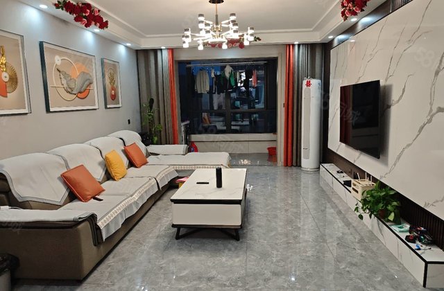 天骏华景苑3室2厅136㎡115万二手房图片