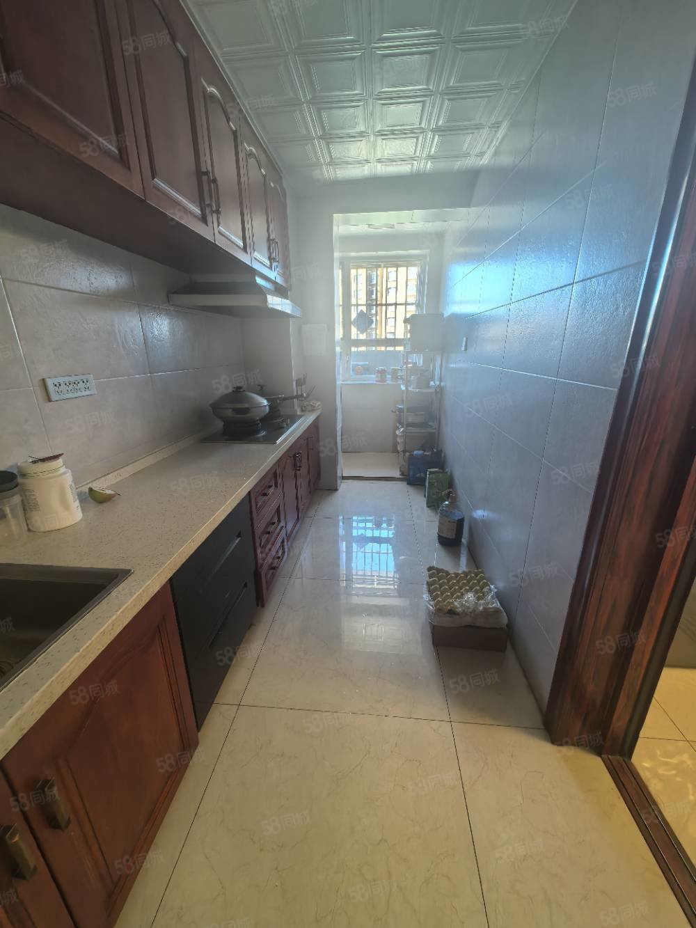 青湖铭城3室2厅2卫150㎡南北65万