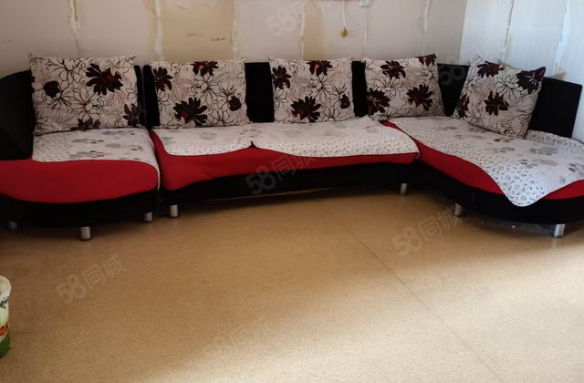 双力小区(北区1-14号楼)3室1厅1卫