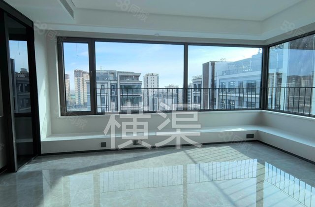 招商璀璨时代3室2厅89㎡450万二手房图片