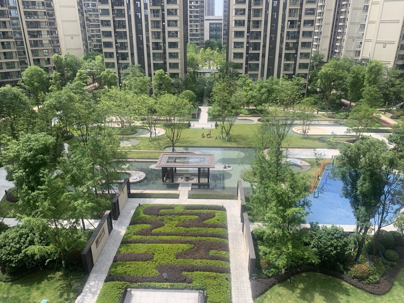 万晟城云府3室2厅2卫112㎡南84万