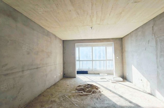 天功颂园3室2厅148㎡135万二手房图片