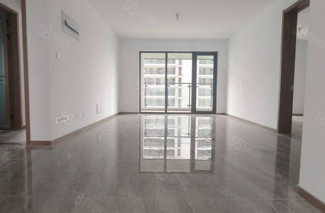 急售！送车储 总高18层 三叶草户型 城市芳华 澜庭观邸