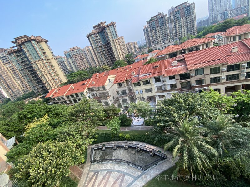 佛山雅居乐花园(b区)5室2厅5卫394.34㎡南北1100万