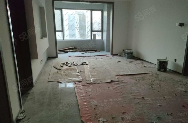 开发区星光桃李天阅 电梯房 3室2厅 南北通透 126平