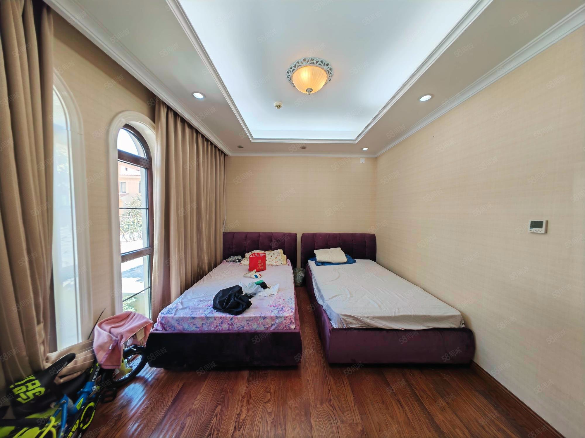 天恒別墅山6室3廳5衛(wèi)198㎡南北950萬(wàn)