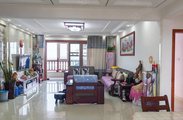 可观整个环城湖四室三个车位全明户型..