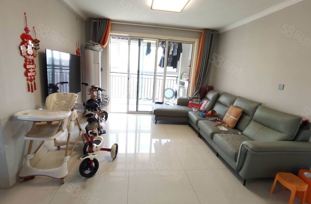 荣盛水岸花语(一期) 双卫生间 小区新 南北通透 带电梯