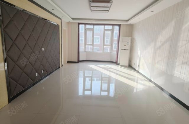 西山花园3室2厅136㎡88万二手房图片