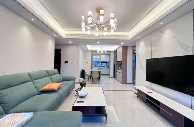 首开龙湖紫云赋4室2厅136.22㎡175万二手房图片