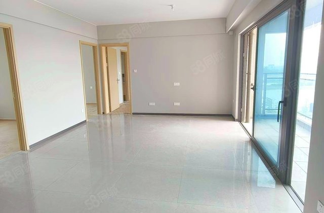 时代印记4室2厅104.06㎡121.8万二手房图片