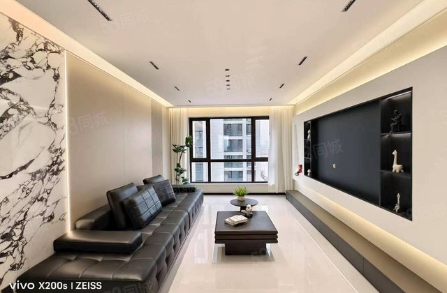 后英温泉小镇3室1厅95㎡54.8万二手房图片