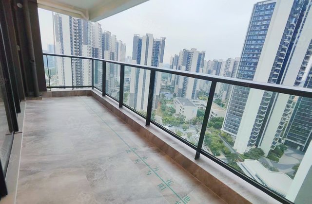 越秀大学星汇城4室2厅107.9㎡348万二手房图片