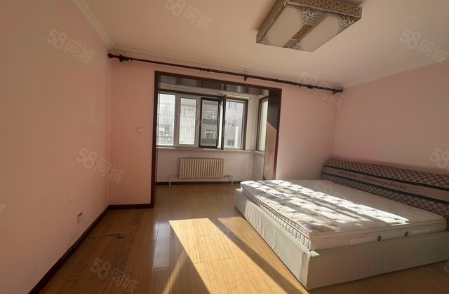 红梅小区(南区)2室2厅81.55㎡82万二手房图片