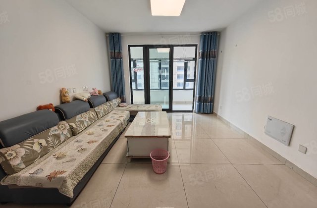 阿卡江南里 三叶草户型 带车位 准新房 免大税 户型非常棒储