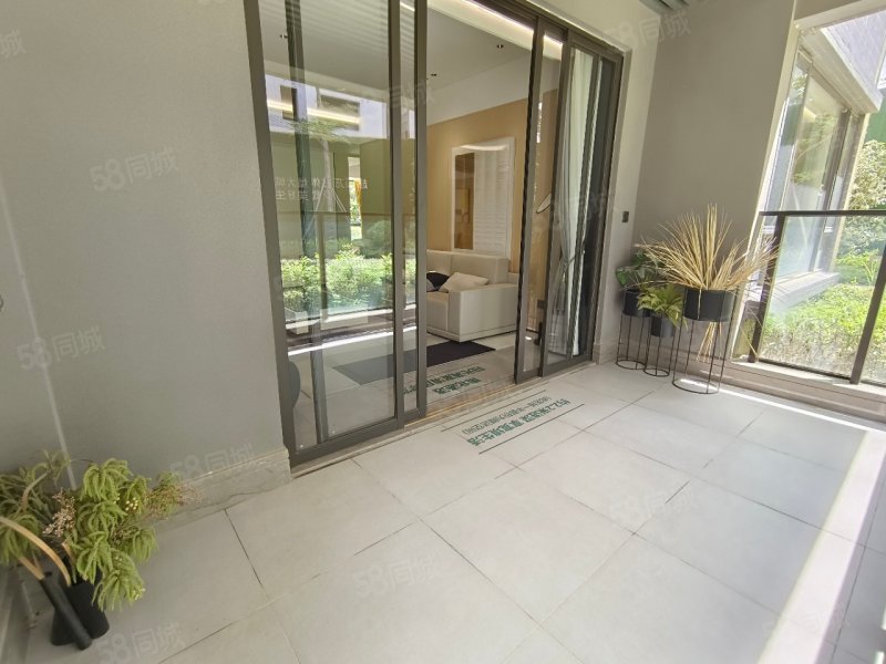 翔栩城市公园4室2厅2卫129㎡南北105万