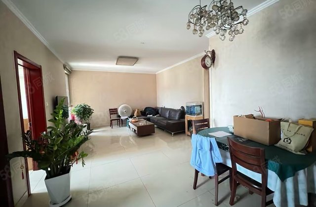 湖边金柱绿城，华悦金钻商品房电梯房3室，好楼层。