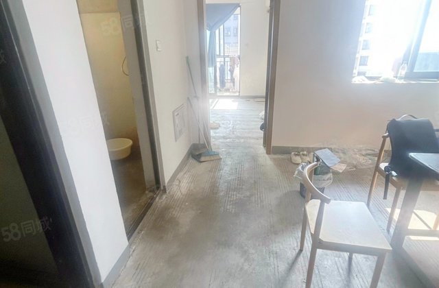 长岗嘉园1室1厅54㎡27万二手房图片