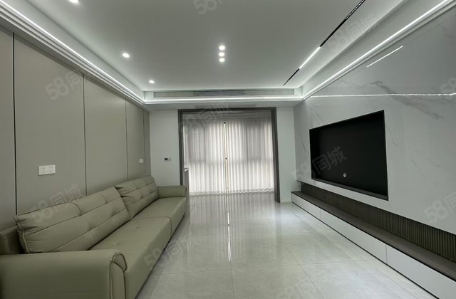 西龙嘉苑3室2厅107.24㎡53万二手房图片