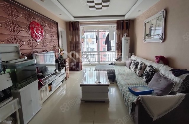 3分经纪人73万6348元/㎡上东新城小三室 双卧室 朝阳 毛坯房 中间楼层