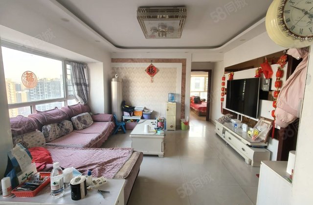 阿卡 精装拎包入住 东边户三室50多万电梯新房