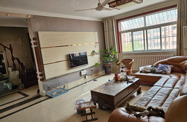 芳苑小区3室2厅2卫