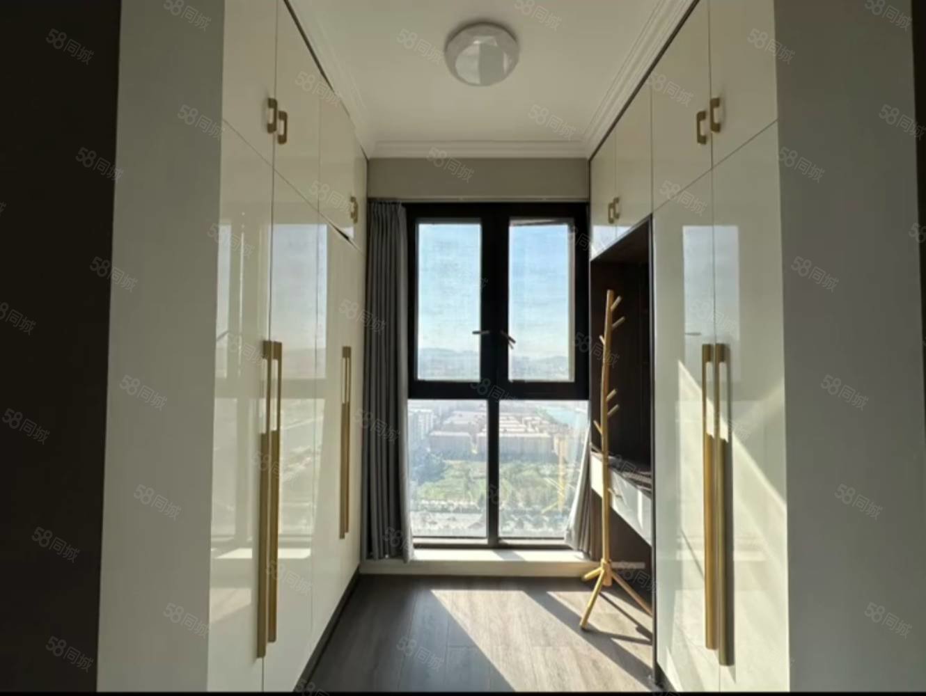 壹品首府3室2厅1卫109㎡南北53万