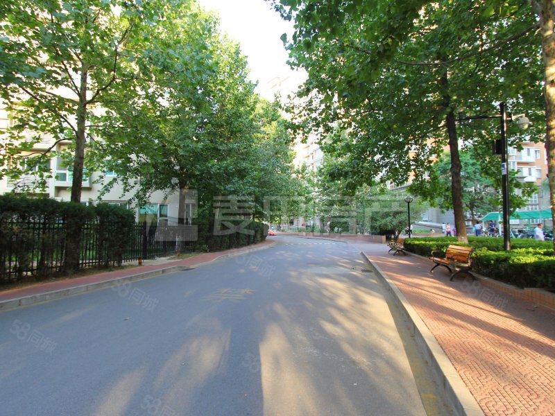 曙光花園望山園2室1廳1衛(wèi)114.98㎡西南790萬(wàn)