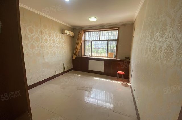 六中 东昌路 附近 技师学院 家属院 一楼 带储 新世纪花园