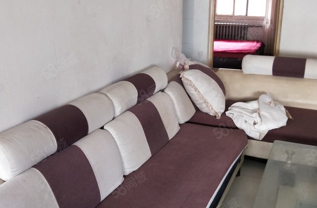 芳苑小区2室2厅1卫