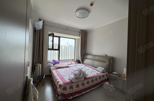 民生凤凰城10号院 次新房 中间楼层 刚需小三居 商品住宅