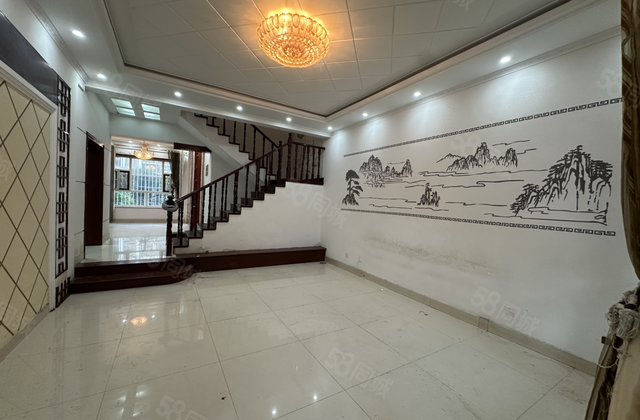 急售文轩 外国语 凤凰新城别墅1 2 前院  停车方便