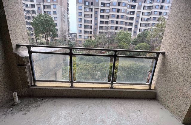 中海上林院3室2厅125㎡155万二手房图片