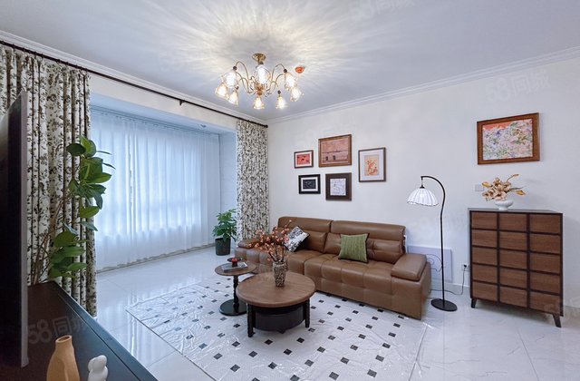 急售！湖南路一中培文民生凤凰城，三室精装送全屋家具，随时看房