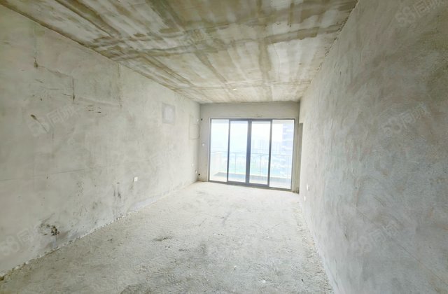 南沙金茂湾3室2厅93㎡152万二手房图片