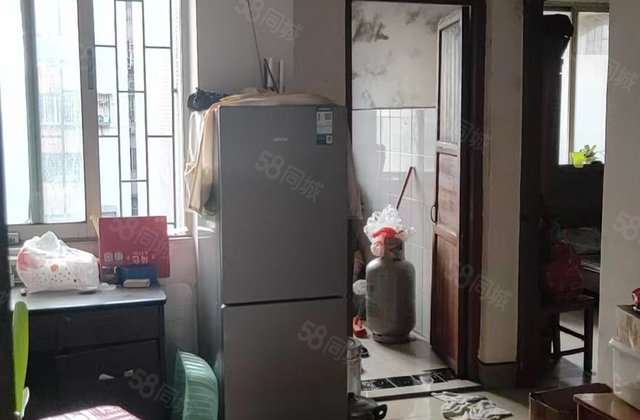 东城新村1室1厅40.9㎡20万二手房图片