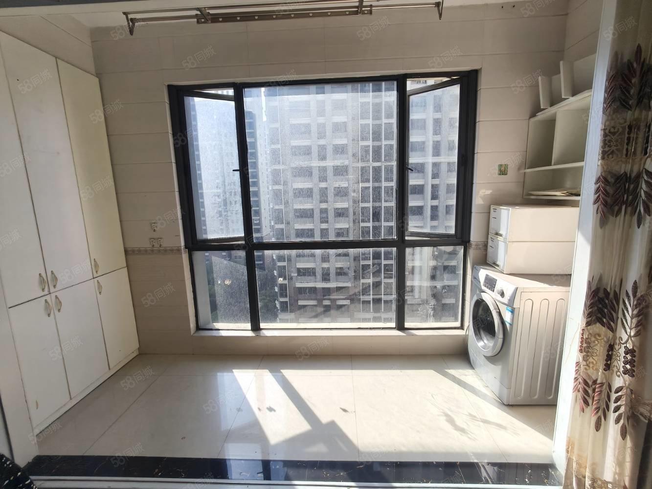 奥林清华3室2厅1卫124㎡南北63万