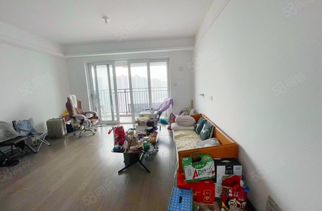 联发万科海上明月3室2厅114㎡115万二手房图片