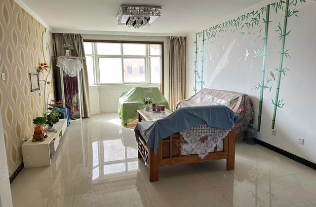 中景华庭A区(公寓住宅)3室2厅140㎡104万二手房图片