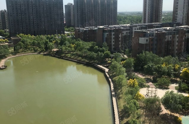 水钢琴3室2厅142㎡103万二手房图片