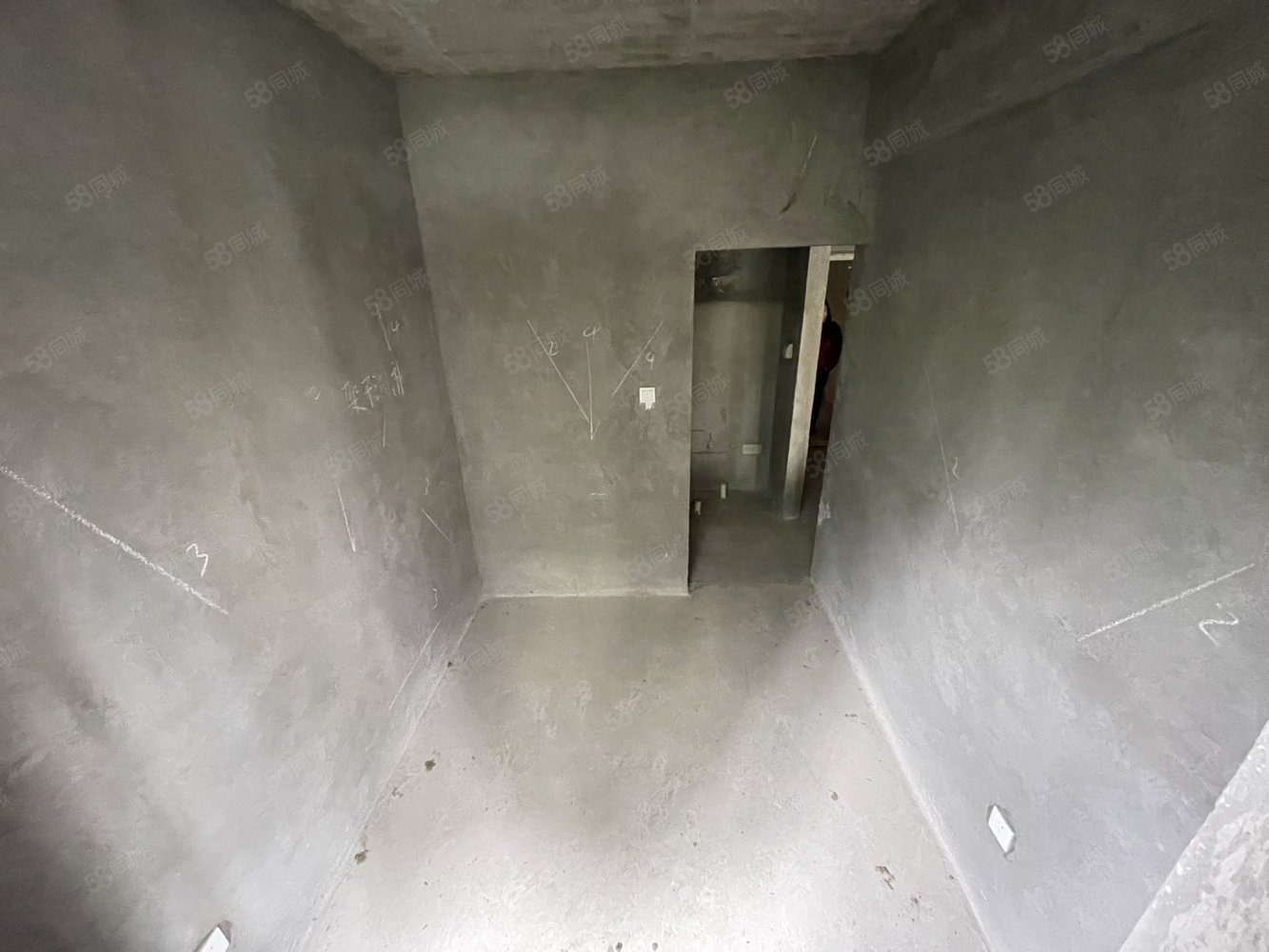 景秀双院2室2厅1卫63㎡东南18万