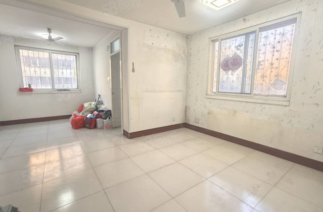 双庙阳光花园(东昌府) 地暖房 二楼 可隔三室 可贷款