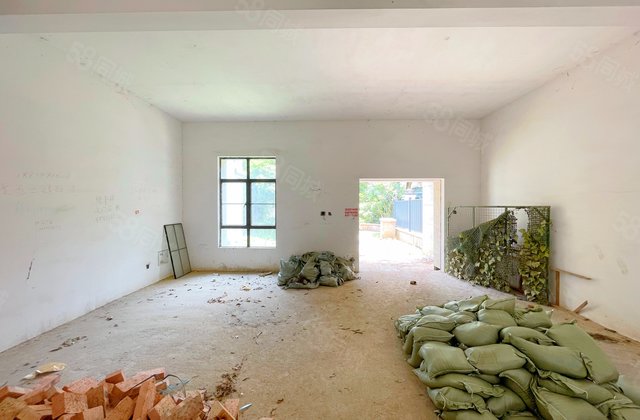 润和紫郡(别墅)5室2厅313.13㎡329万二手房图片