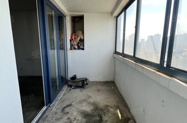 飞霞港湾3室2厅152㎡110万二手房图片