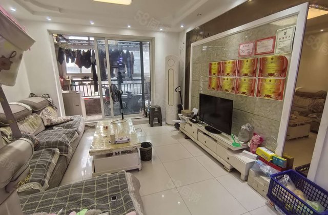 尚东新城邦南区 正南朝向 楼龄新 商品住宅 刚需小三居