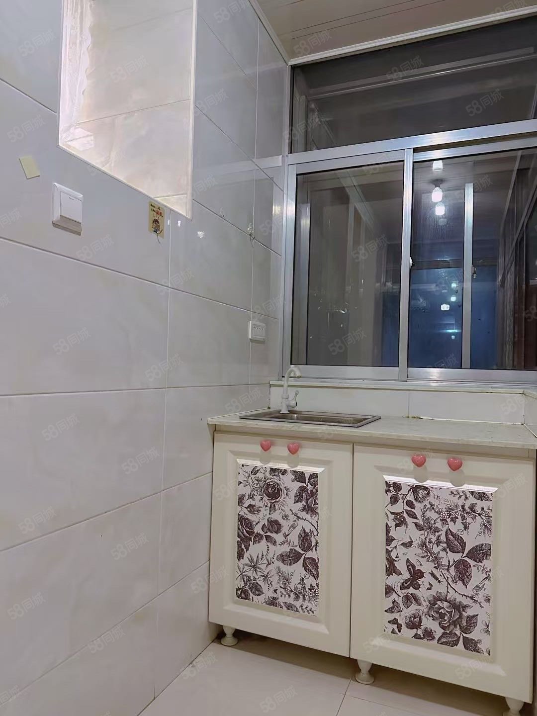 妇婴医院家属楼2室1厅1卫62㎡南北12.8万